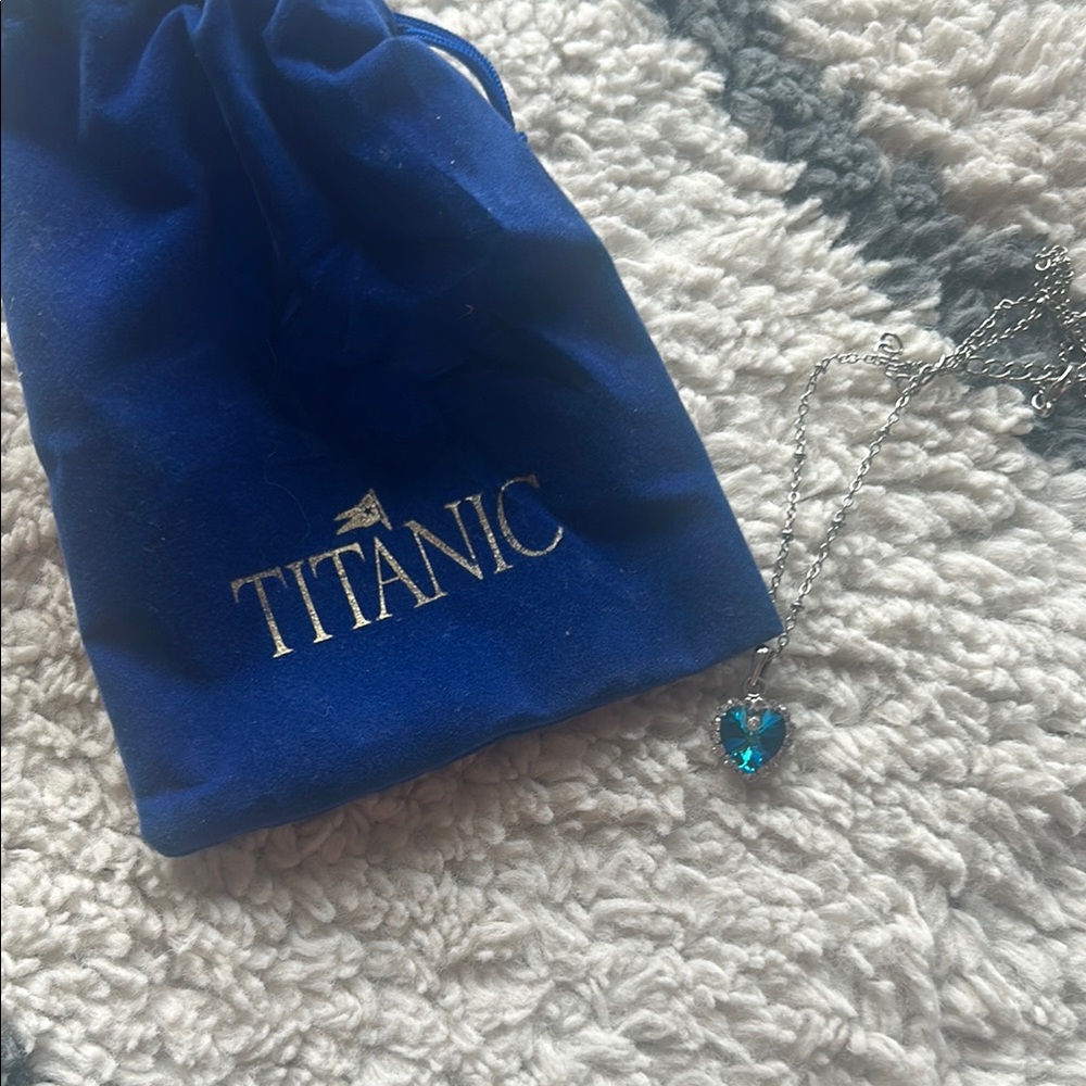 Heart of the Ocean Necklace with Blue Gem